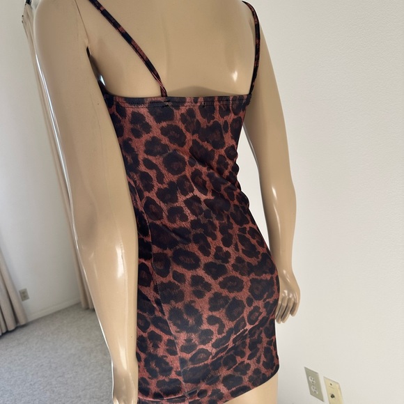 Used size S leopard print dress - Picture 6 of 6